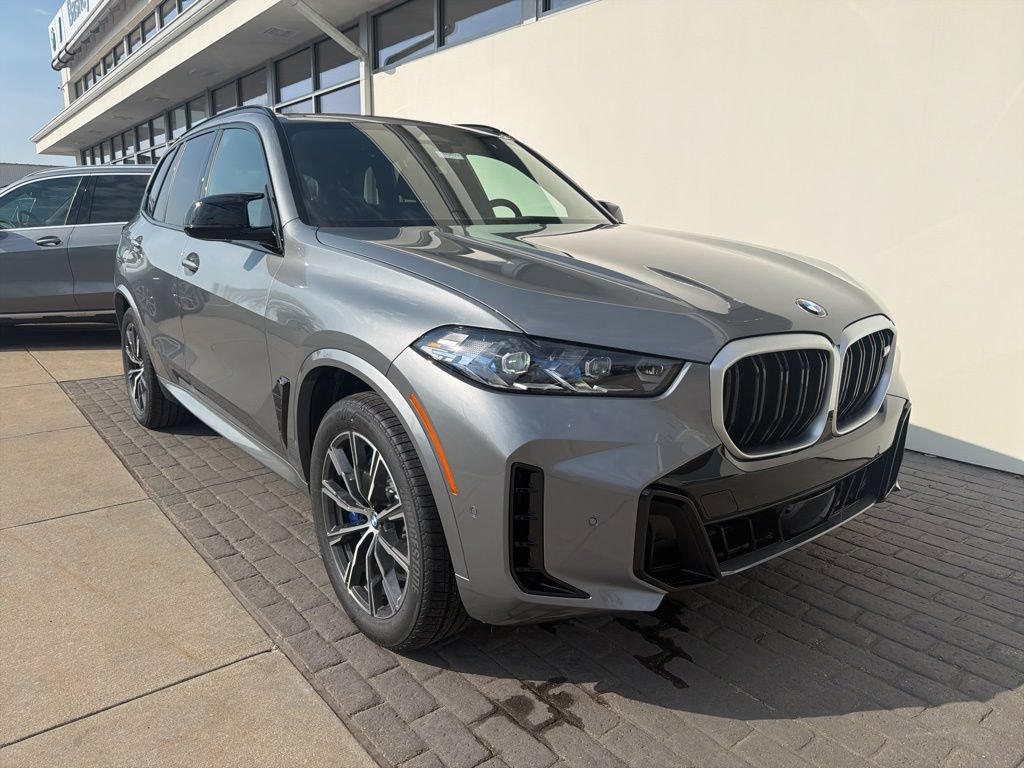 New 2026 BMW X5 M60i w/ Climate Comfort Package