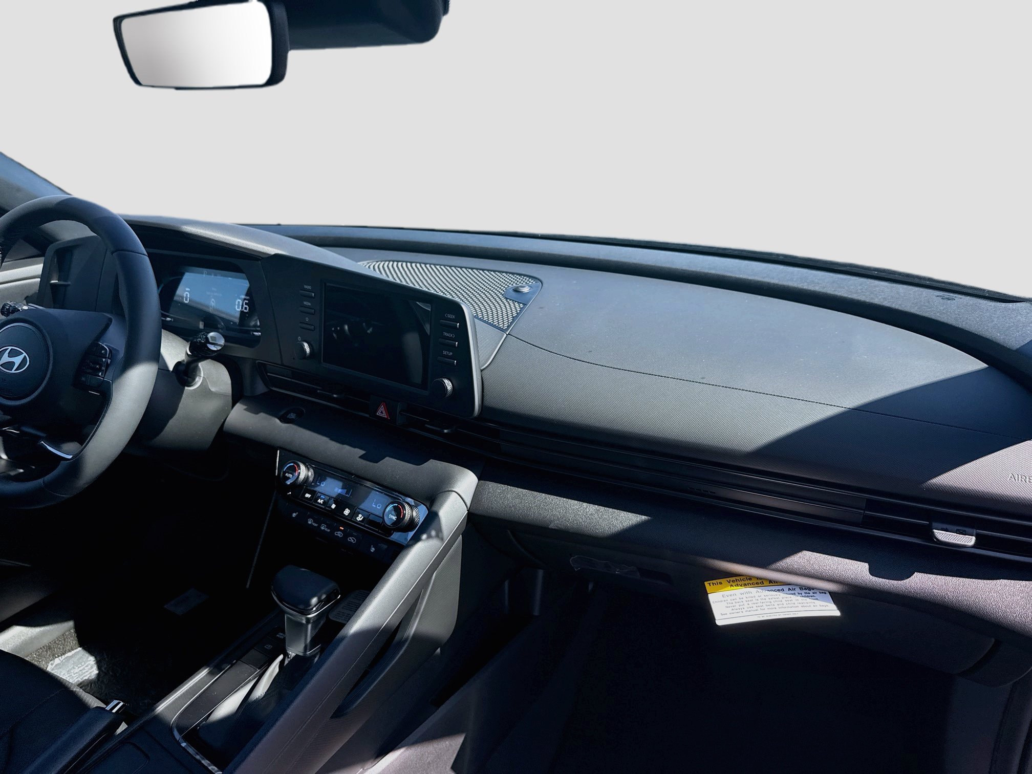New 2026 Hyundai Elantra SEL Sport FWD image 21