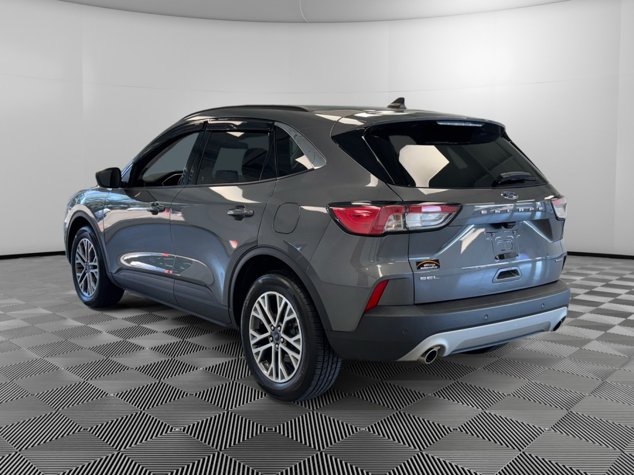 Used 2021 Ford Escape SEL w/ Technology Package AWD/4WD image 6