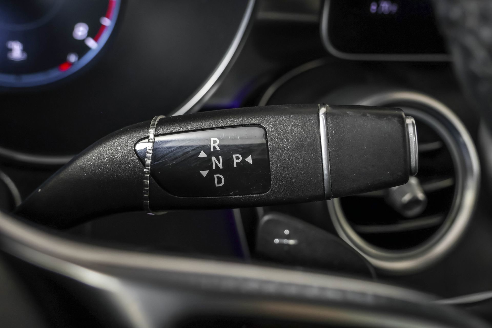 Used 2020 Mercedes-Benz GLC 300 4MATIC image 31