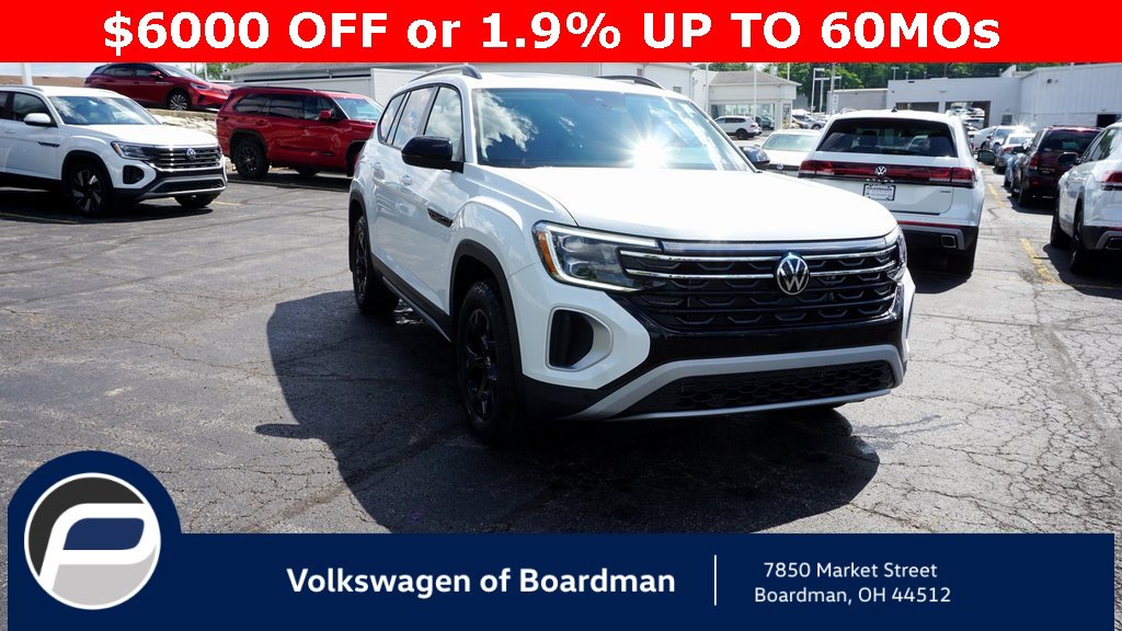 New 2025 Volkswagen Atlas Peak Edition SE image 1