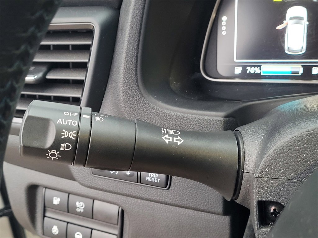 Used 2022 Nissan Leaf SV Plus image 16