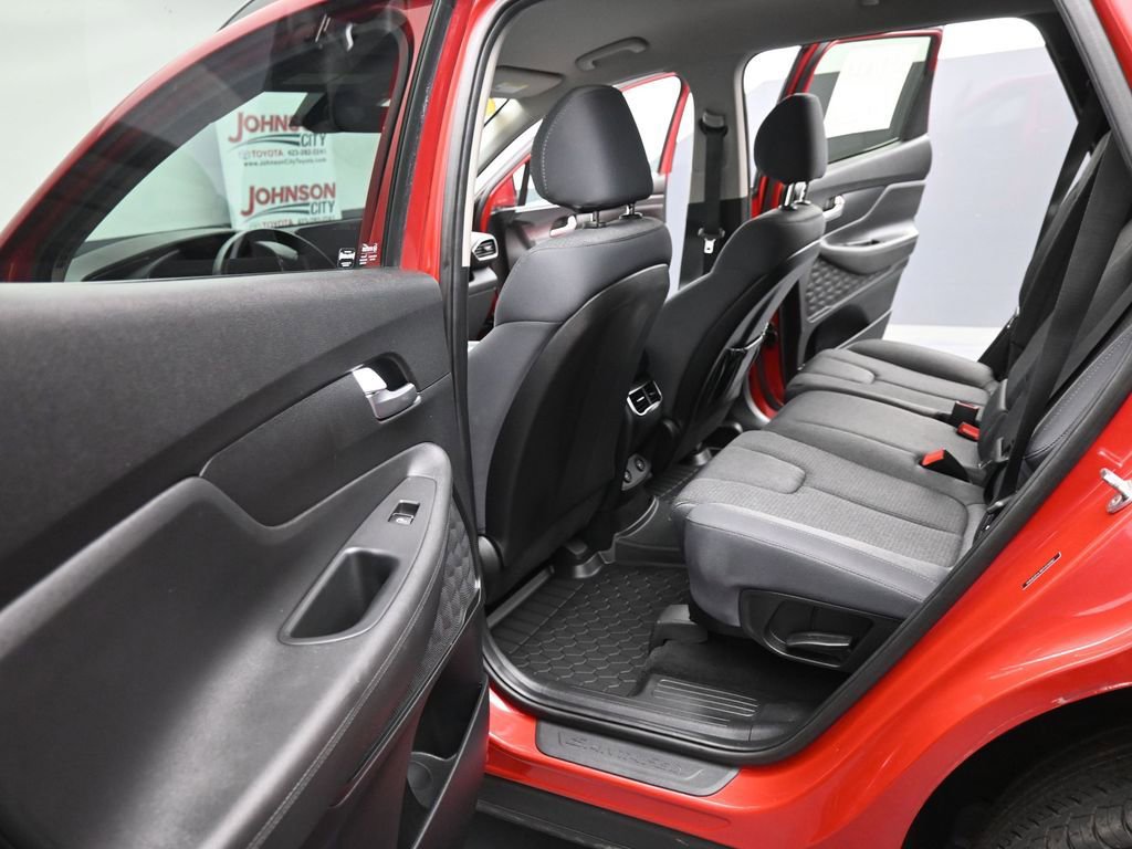 Used 2023 Hyundai Santa Fe SEL AWD/4WD image 16
