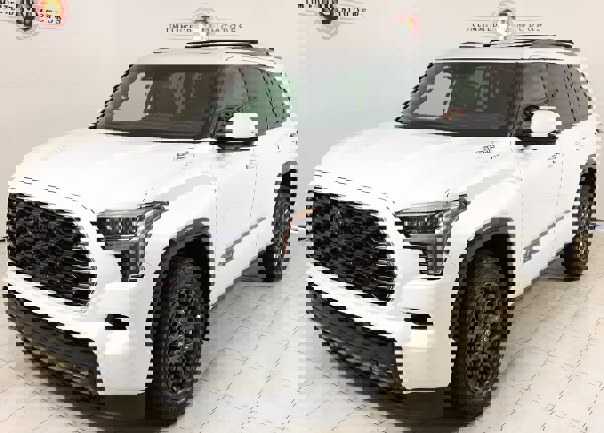 Used 2025 Toyota Sequoia Platinum image 5