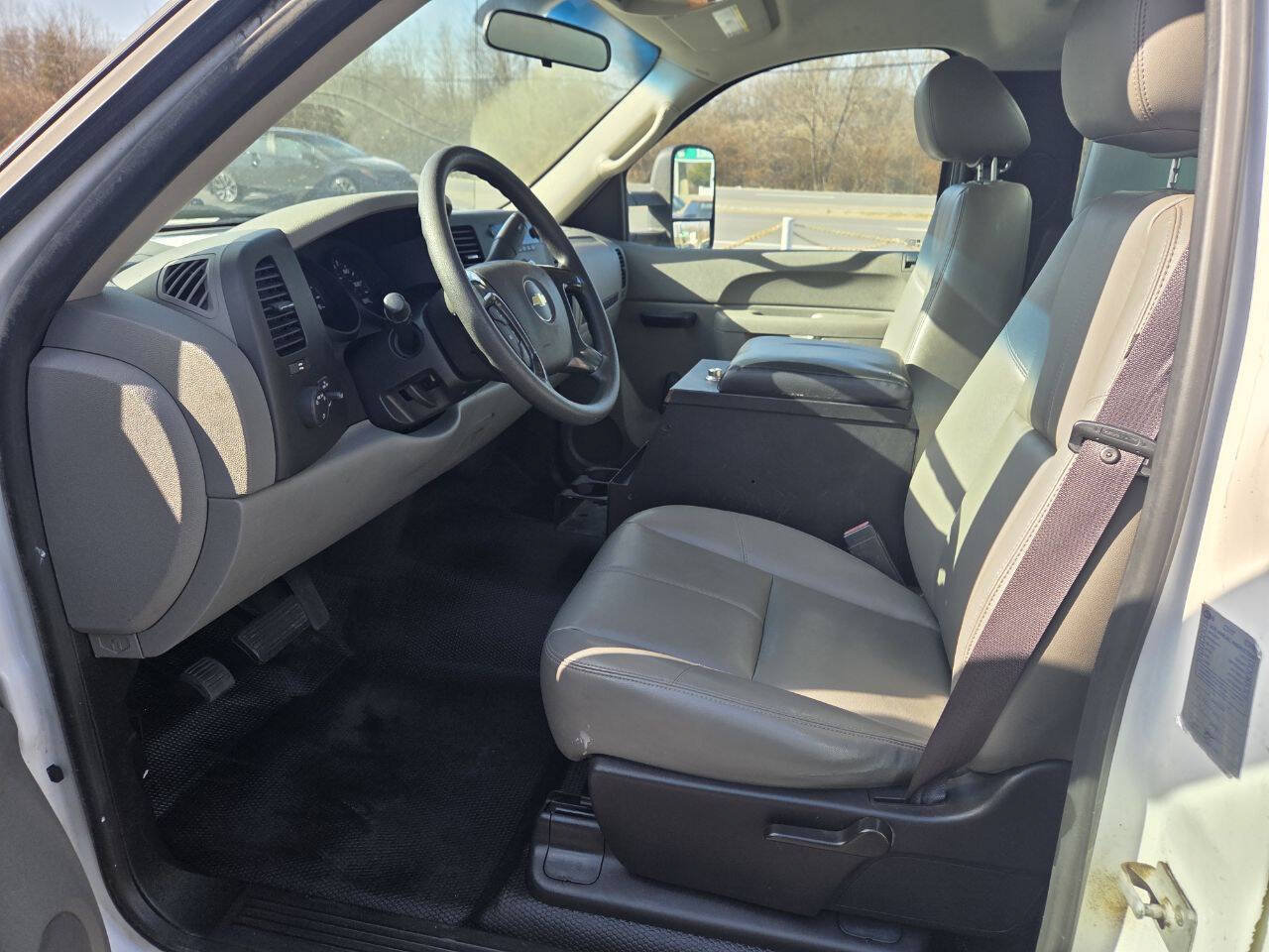 Used 2012 Chevrolet Silverado 1500 W/T image 10