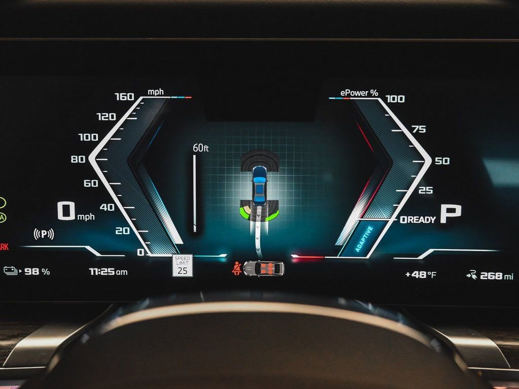 Used 2024 BMW i7 M70 w/ Executive Package image 19