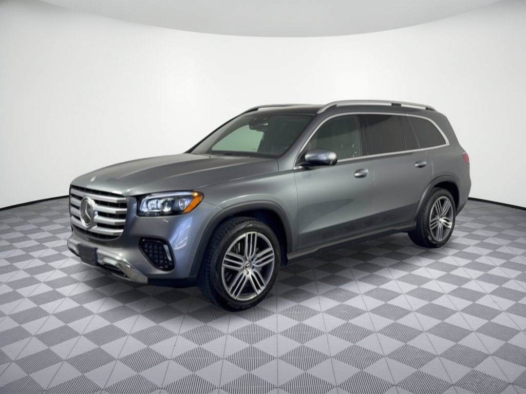 Used 2026 Mercedes-Benz GLS 450 4MATIC image 1