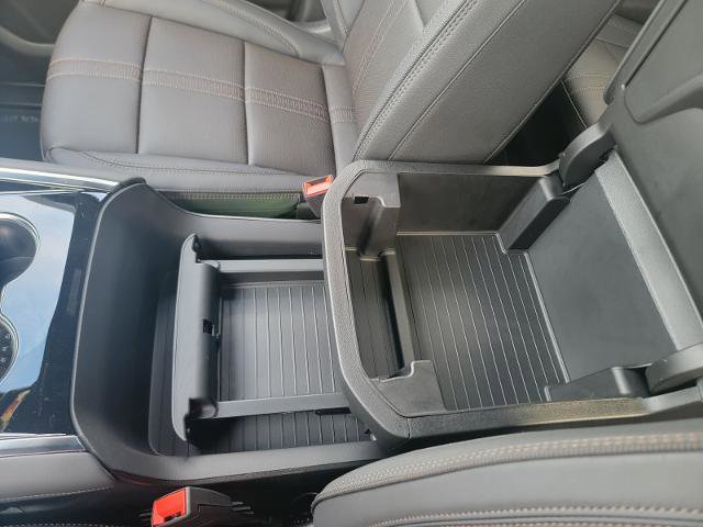 New 2026 Chevrolet Suburban High Country image 40