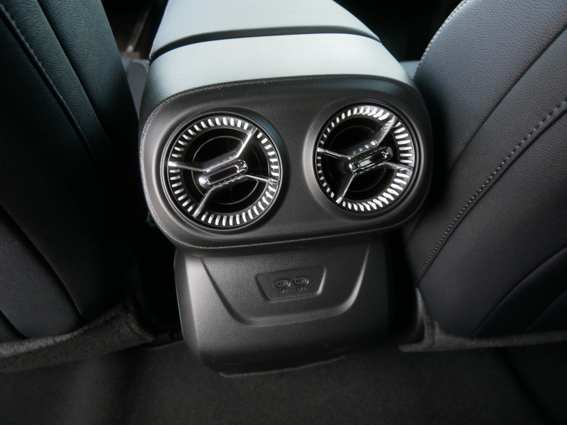 New 2026 Chevrolet Blazer EV LT AWD/4WD image 7