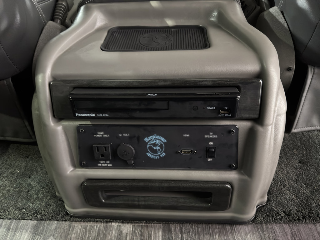 New 2025 Chevrolet Express 2500 w/ Driver Convenience Package image 23