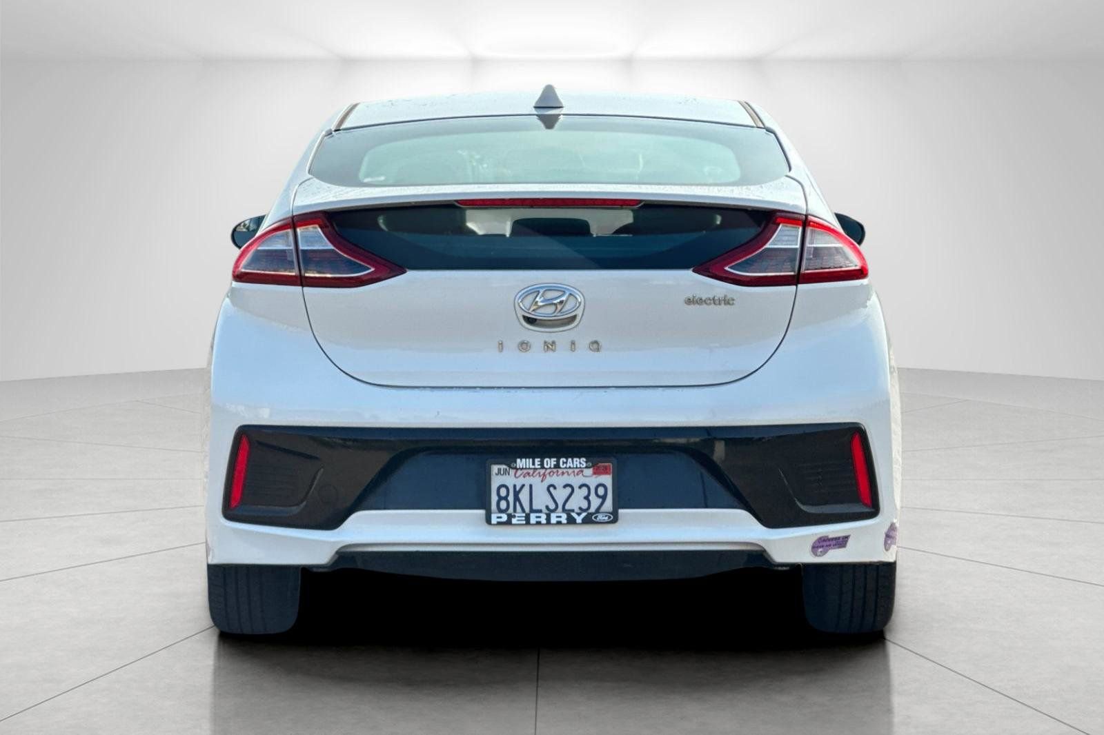 Used 2019 Hyundai Ioniq Electric FWD image 4