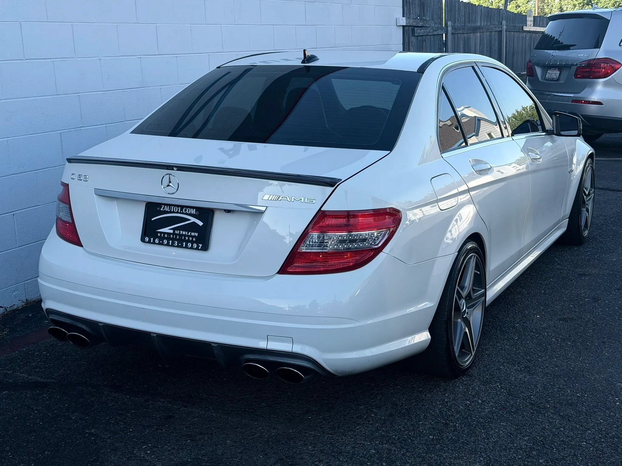 Used 2011 Mercedes-Benz C 63 AMG Sedan image 6