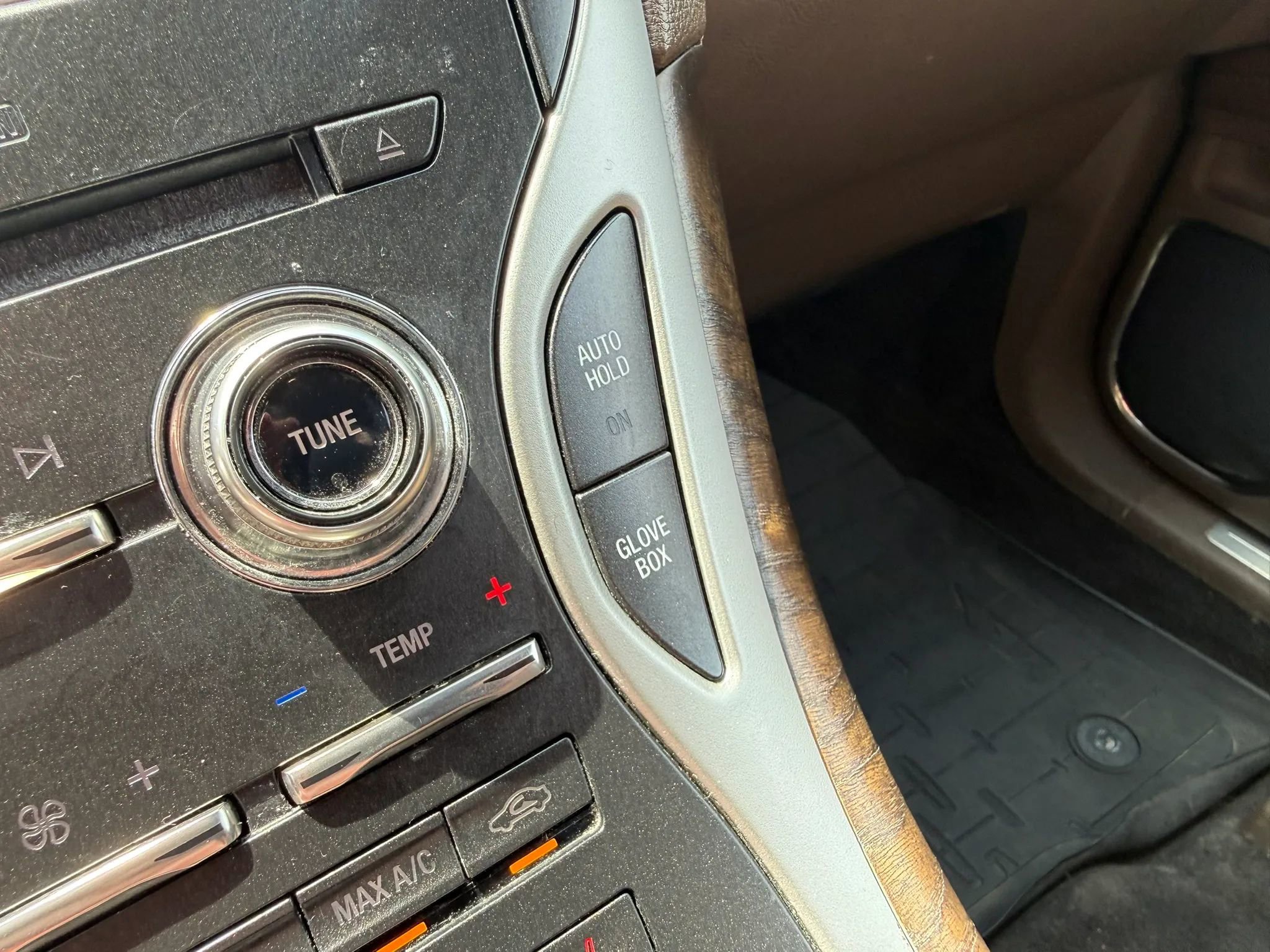 Used 2016 Lincoln MKX Reserve image 23