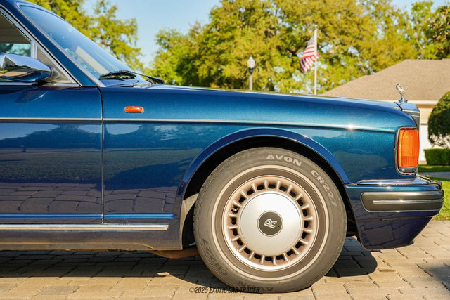 Used 1996 Rolls-Royce Silver Dawn image 11