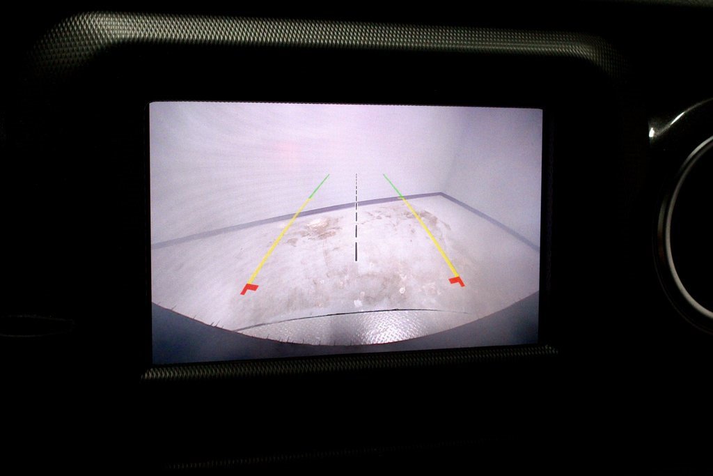 Used 2021 Jeep Wrangler Unlimited Sahara image 2