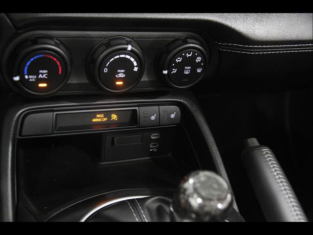 Used 2025 MAZDA MX-5 Miata Club RWD image 14