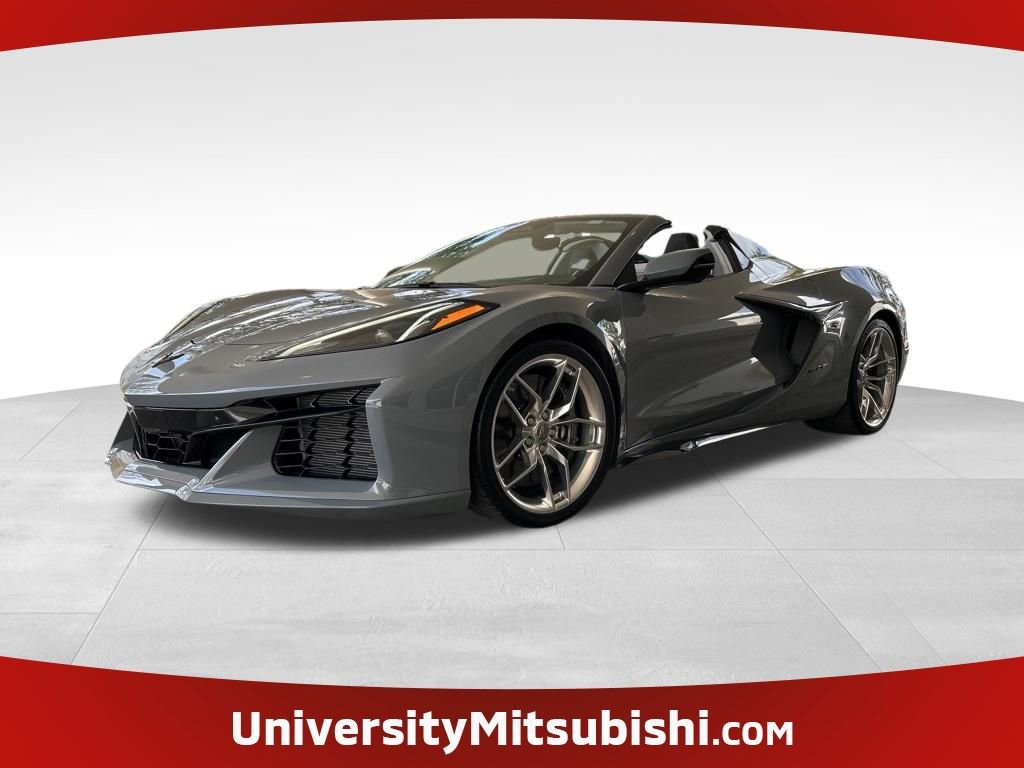 Used 2025 Chevrolet Corvette Z06 RWD image 1
