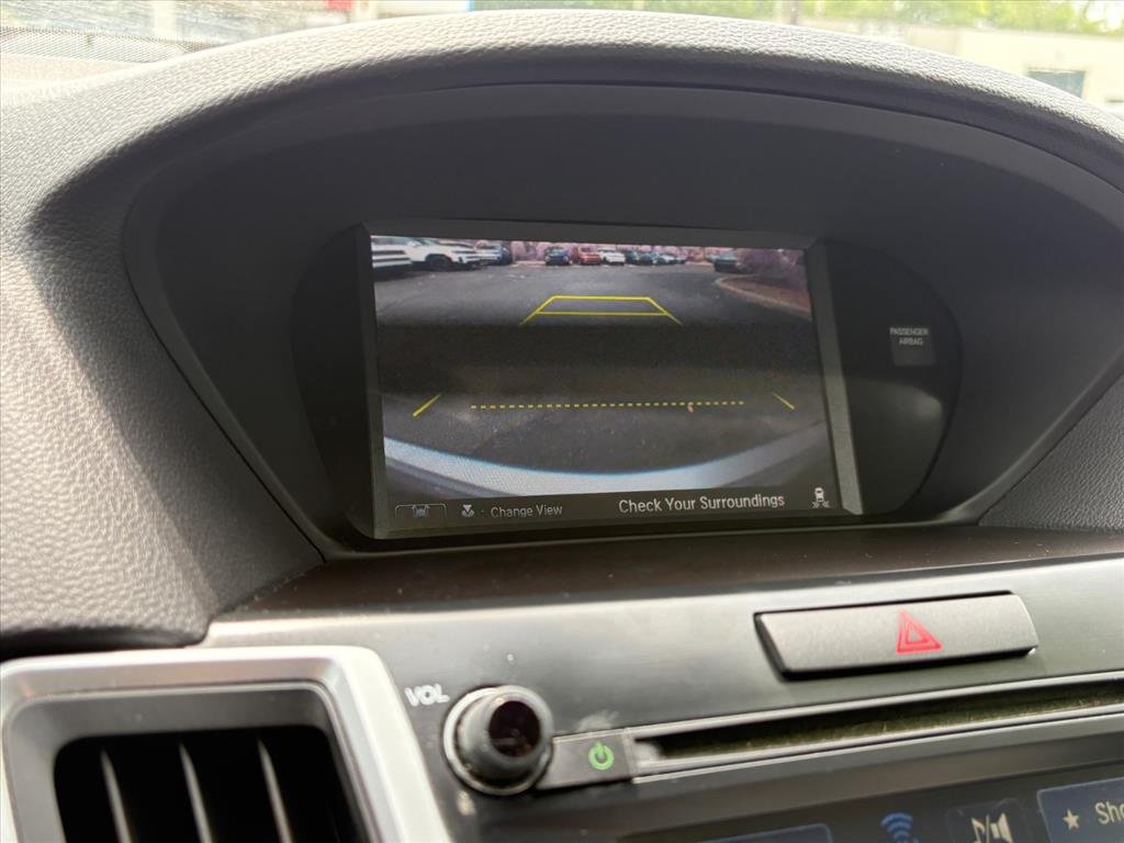 Used 2015 Acura TLX w/ Technology Package FWD image 9