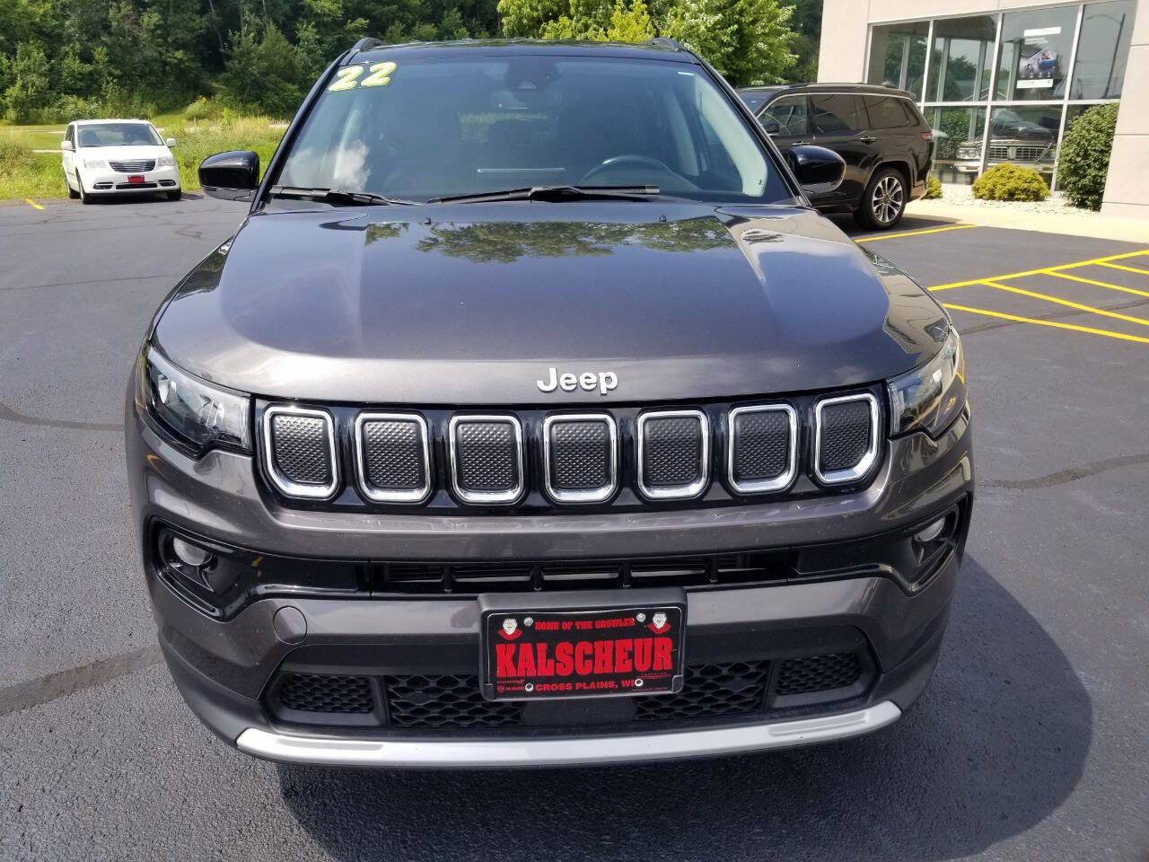 Certified 2022 Jeep Compass Limited image 2