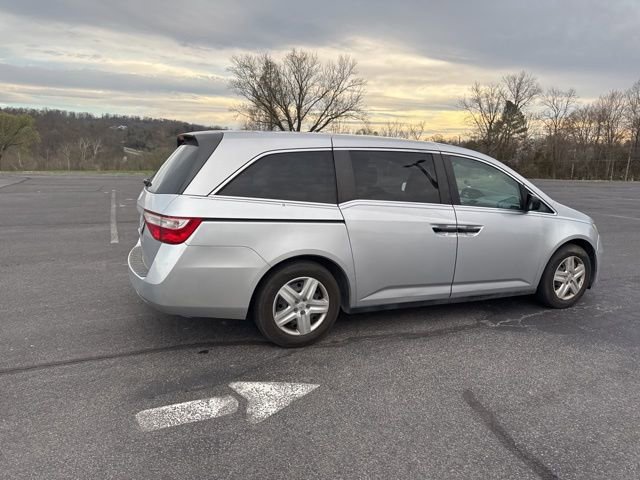 Used 2013 Honda Odyssey LX image 3