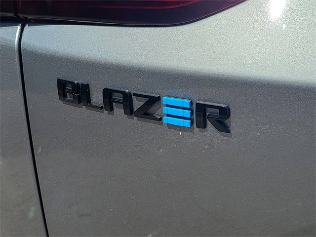 New 2025 Chevrolet Blazer EV LT w/ Midnight/Sport Edition image 9