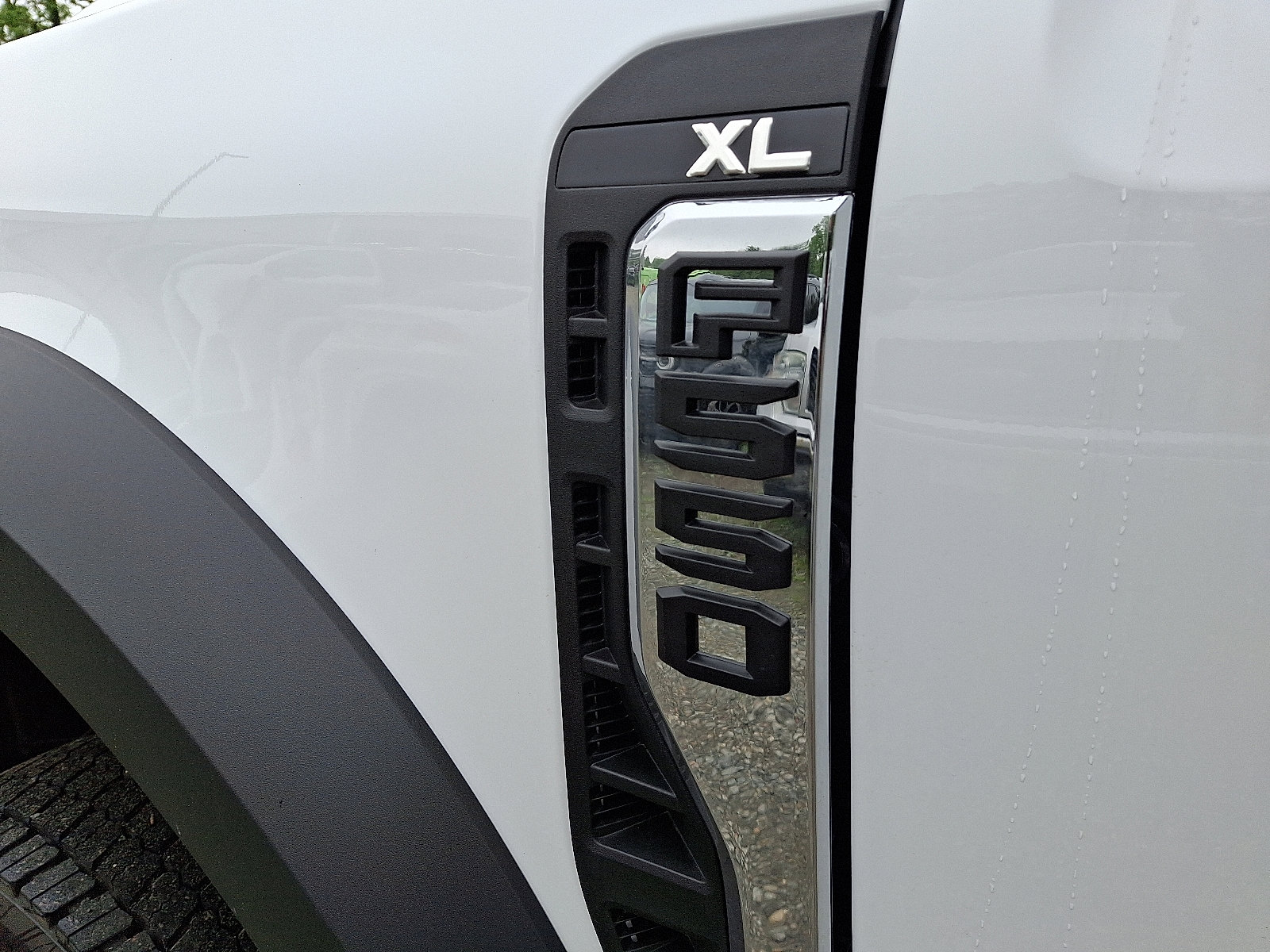 New 2025 Ford F550 4x4 SuperCab Super Duty w/ XL Chrome Package image 11