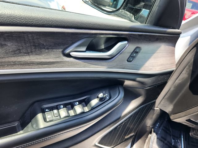 Used 2022 Jeep Grand Cherokee Limited w/ MOPAR Finishing Package AWD/4WD image 10