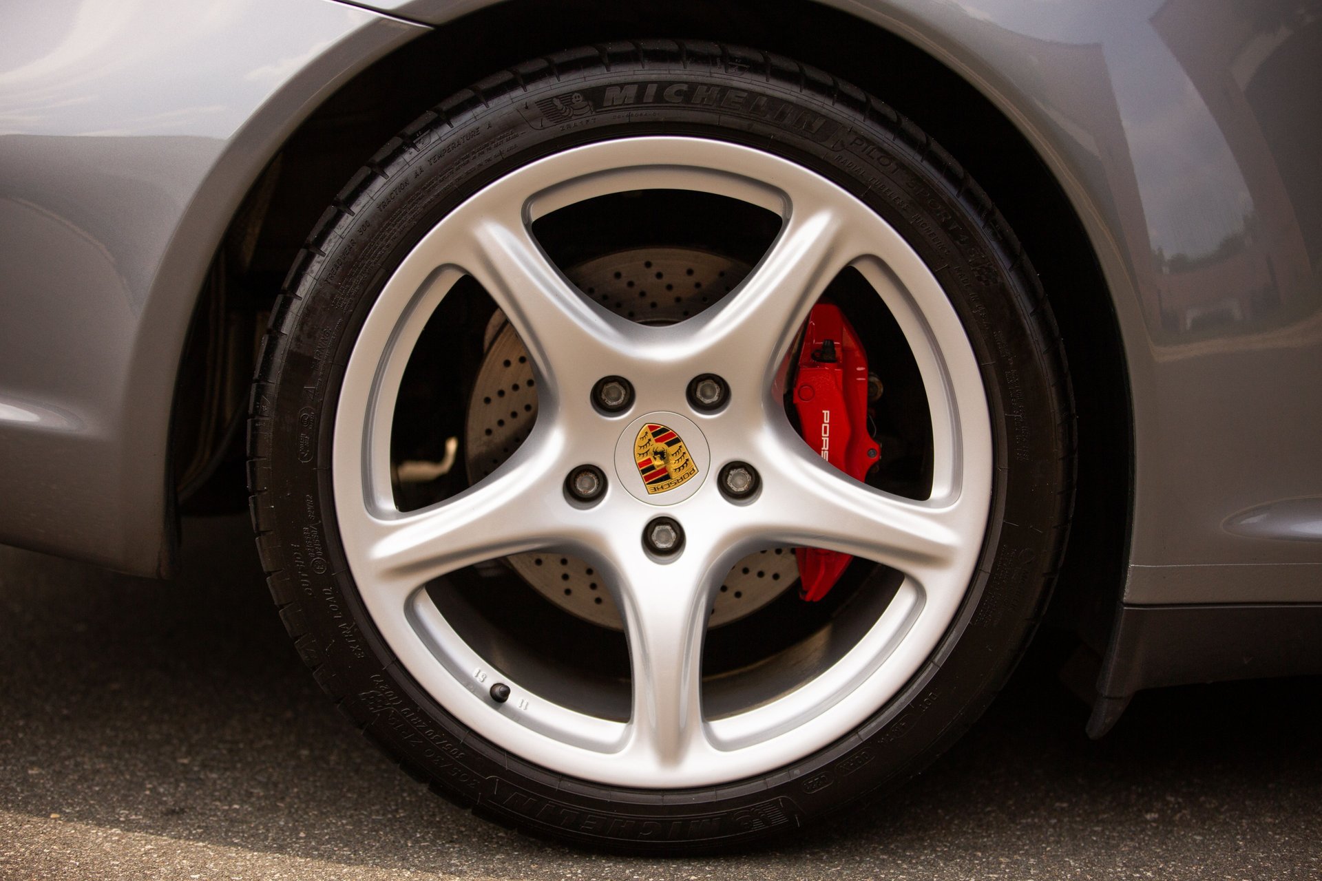 Used 2006 Porsche 911 Carrera 4S AWD/4WD image 30