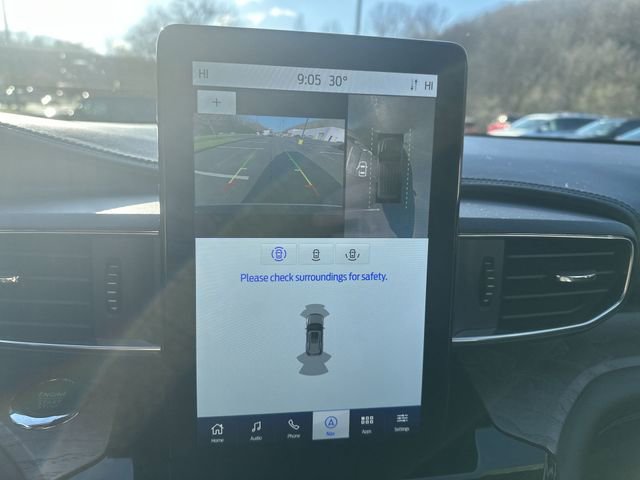 Used 2023 Ford Explorer Platinum w/ Technology Package image 27