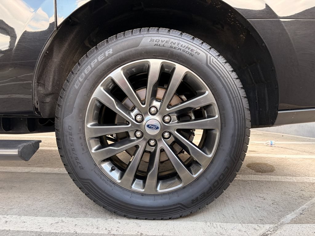 Used 2021 Ford Expedition Max Limited AWD/4WD image 38