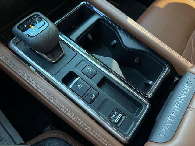 Certified 2023 Nissan Pathfinder Platinum image 28