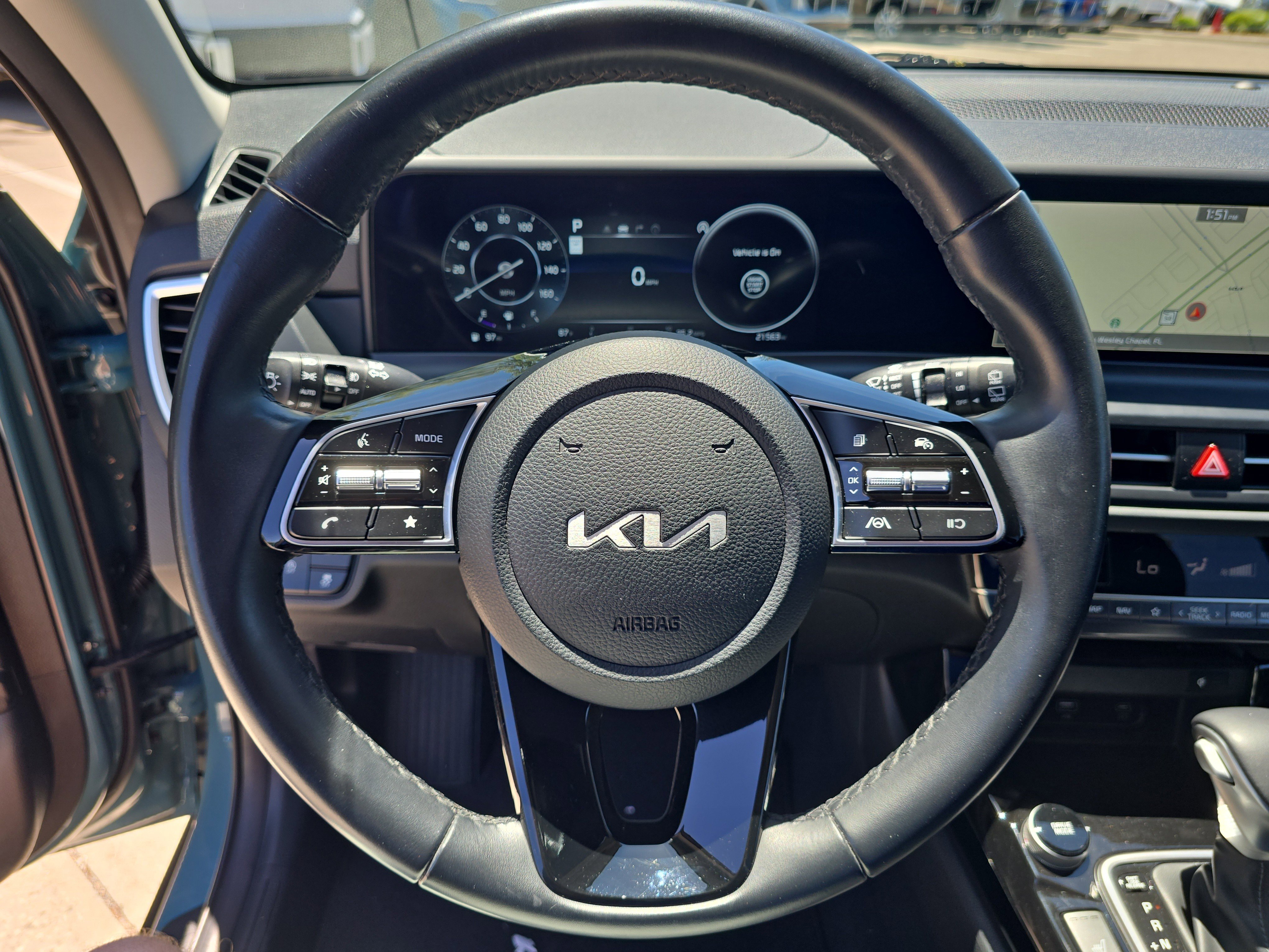 Certified 2024 Kia Seltos EX image 28