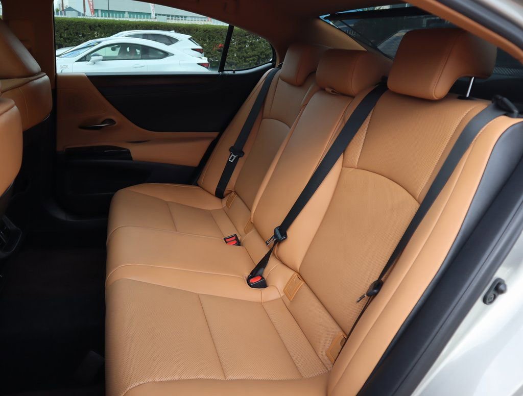 Used 2022 Lexus ES 350 w/ Premium Package image 21