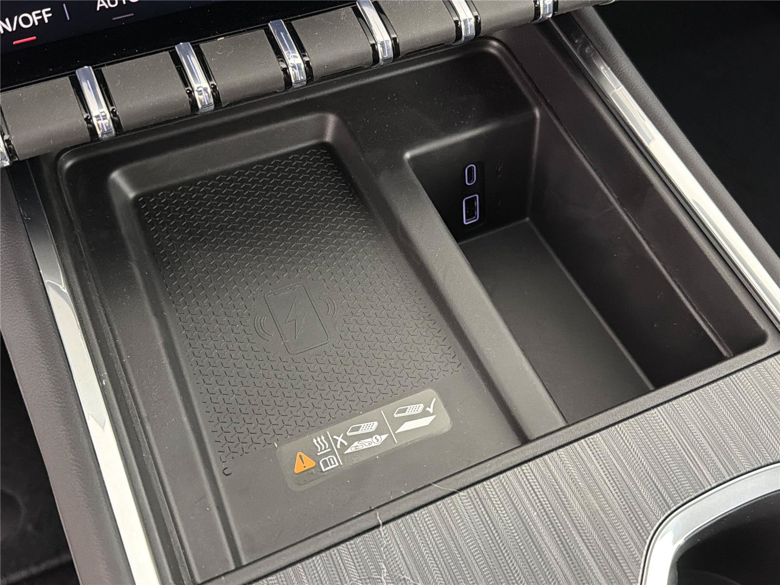 New 2026 GMC Acadia Elevation w/ Black Edition FWD image 34