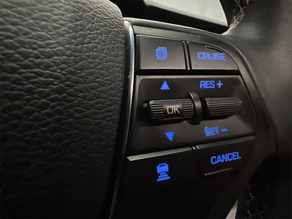 Used 2015 Hyundai Sonata Limited w/ Option Group 06 image 17