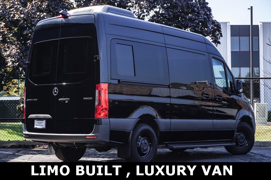 Used 2023 Mercedes-Benz Sprinter 2500 image 8