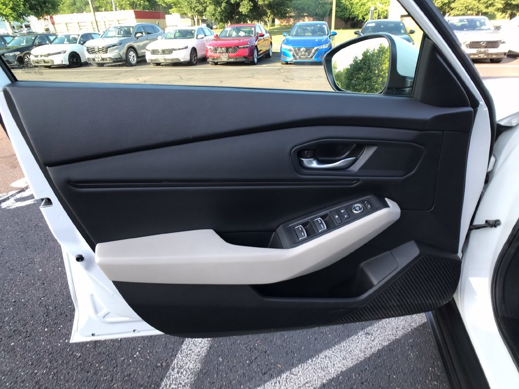 Certified 2024 Honda Accord EX image 16
