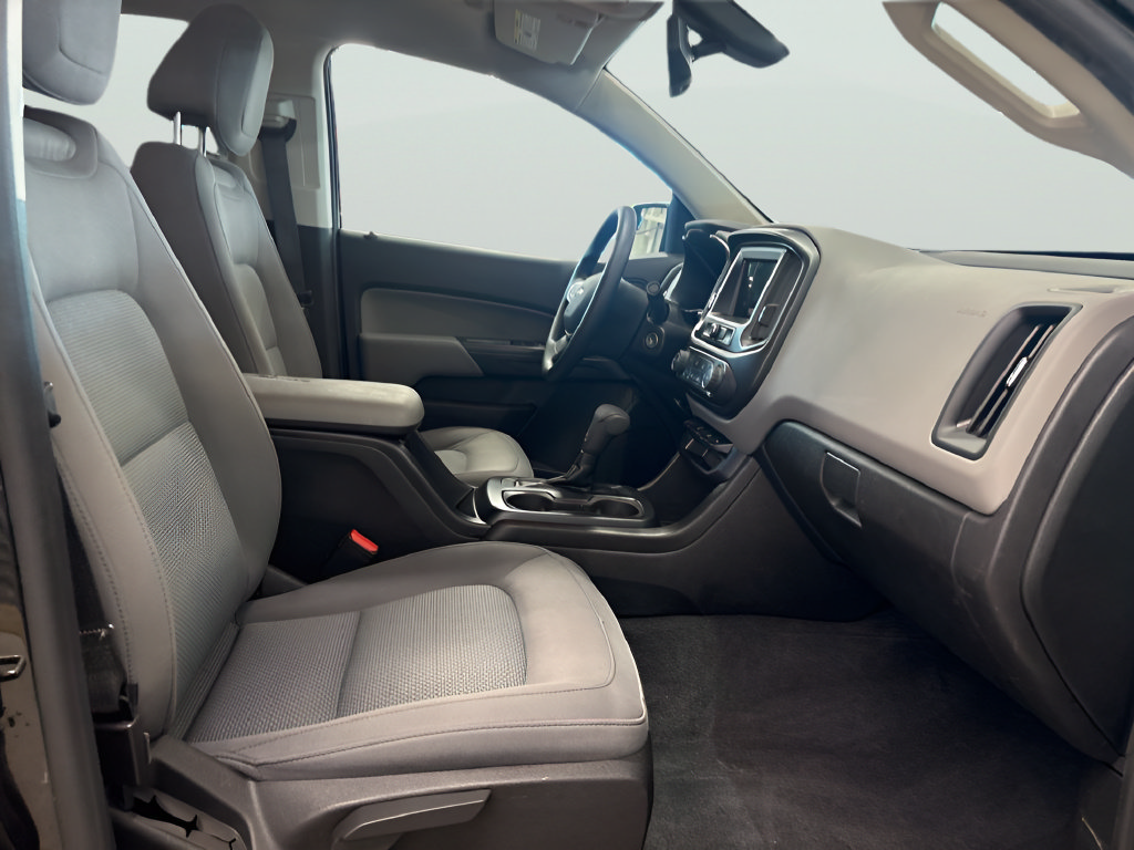 Used 2019 Chevrolet Colorado W/T w/ Custom Special Edition AWD/4WD image 17