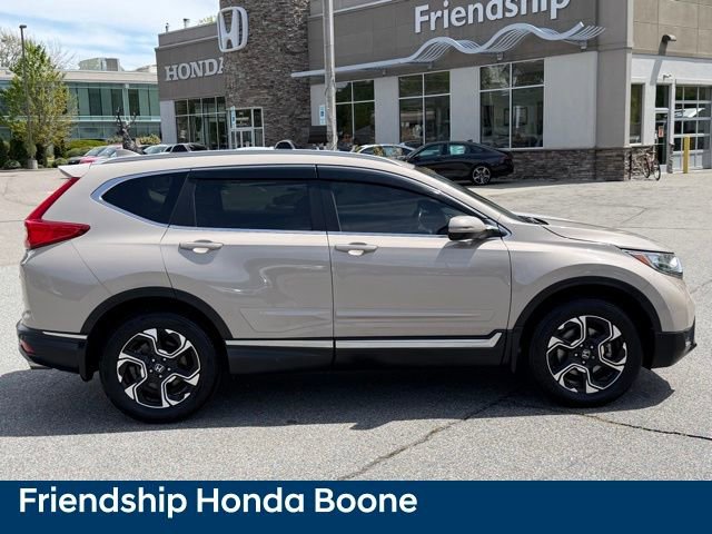 Used 2018 Honda CR-V Touring image 4