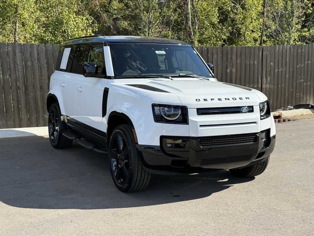 New 2026 Land Rover Defender 110 X-Dynamic SE image 8