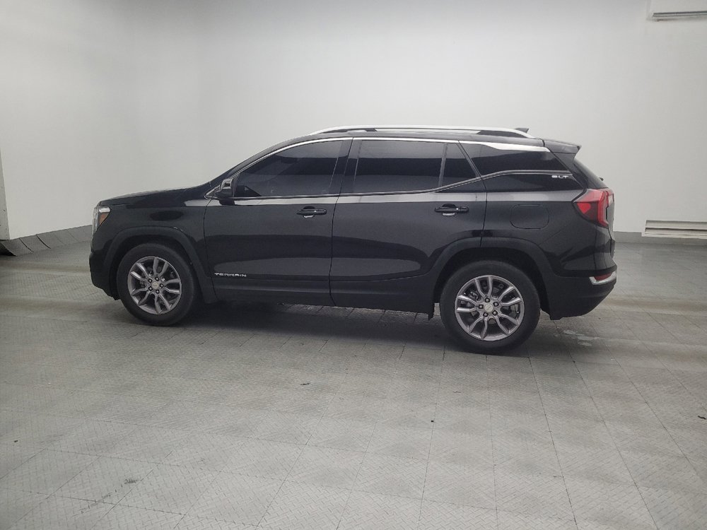 Used 2023 GMC Terrain SLT FWD image 3