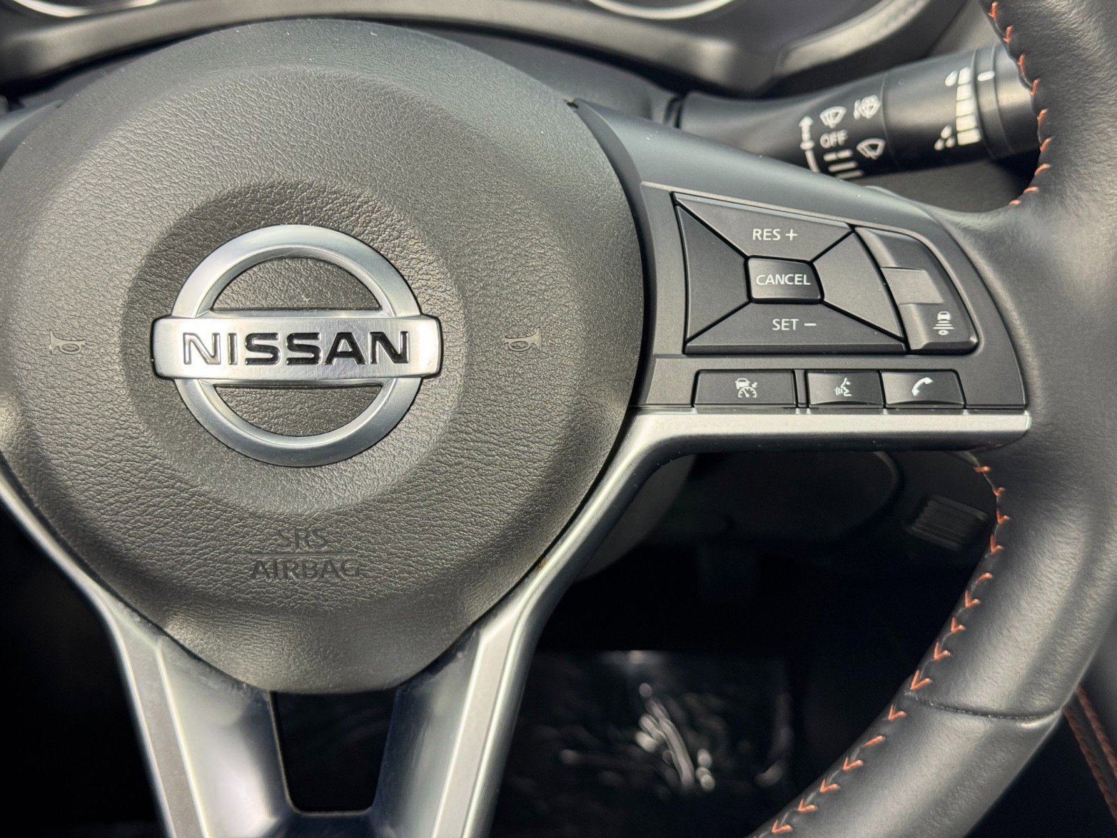 Used 2023 Nissan Sentra SR w/ SR Premium Package image 21