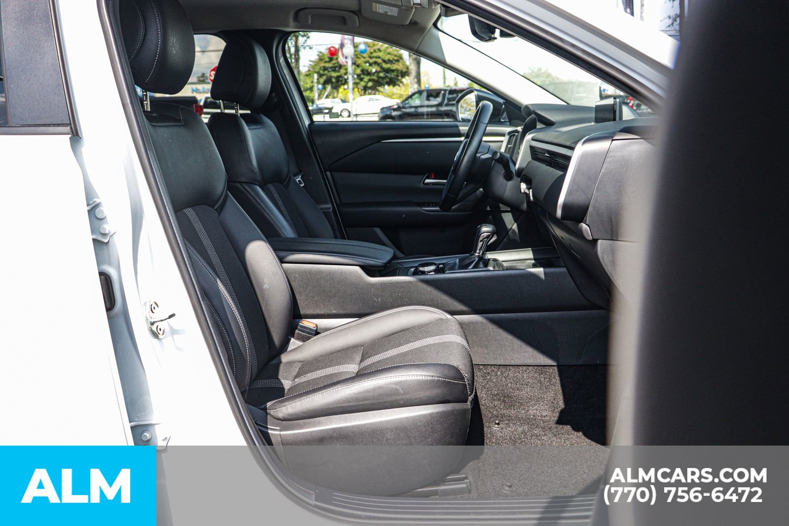 Used 2024 MAZDA CX-50 AWD 2.5 S w/ Preferred Package image 24