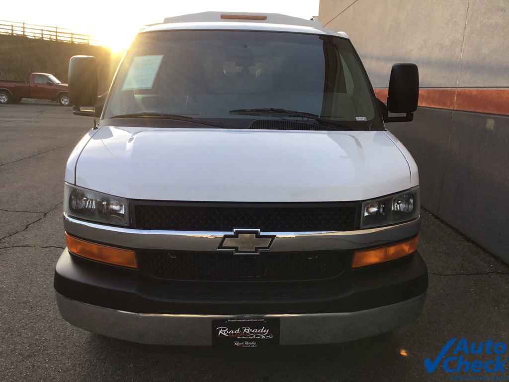 Used 2011 Chevrolet Express 3500 image 4