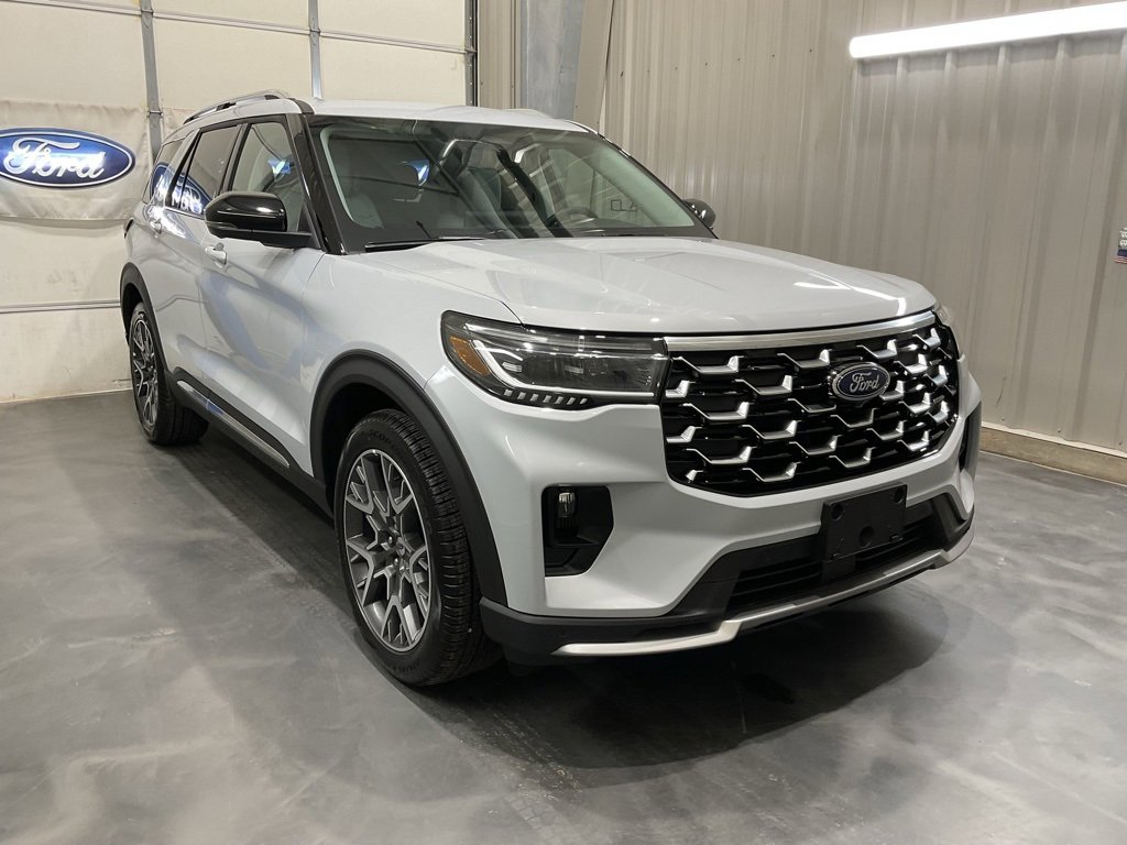 Used 2025 Ford Explorer Platinum w/ Ultimate Package image 1