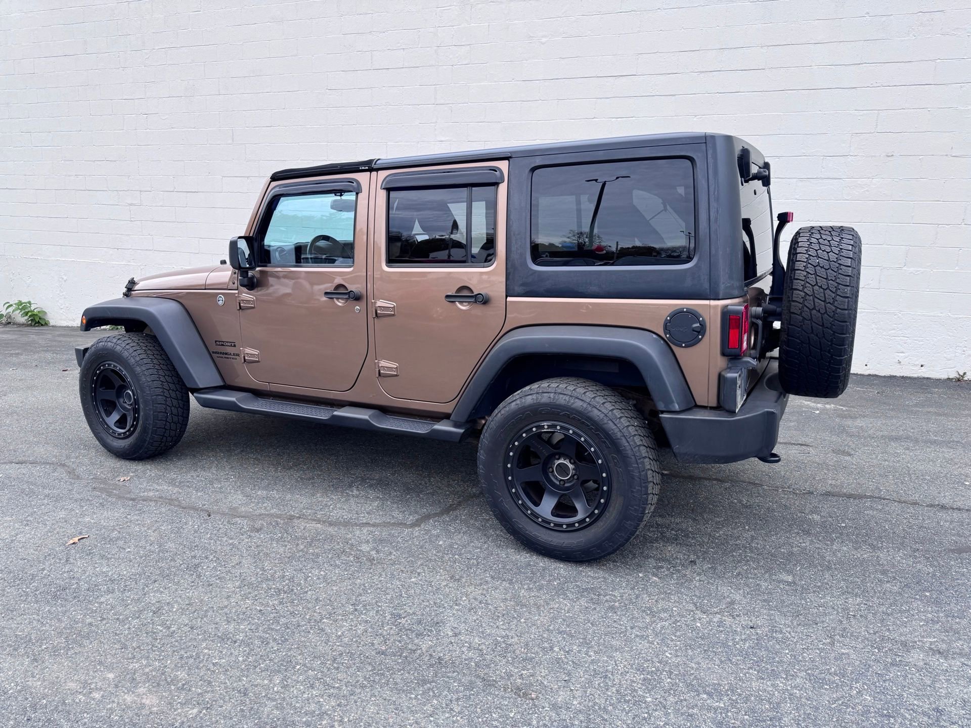 Used 2015 Jeep Wrangler Unlimited Sport w/ Quick Order Package 24S image 3