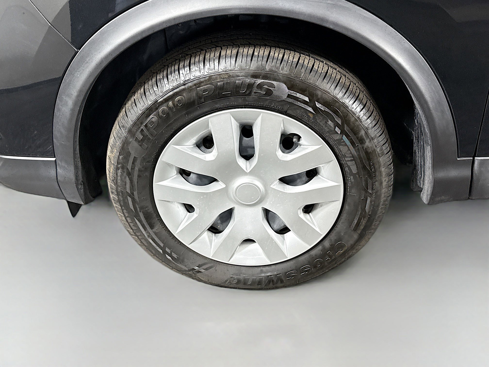 Used 2020 Nissan Rogue Sport S image 37