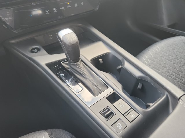 New 2027 Nissan Sentra SV w/ Floor Mat Package FWD image 19