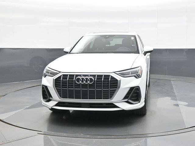 Used 2024 Audi Q3 2.0T Premium Plus AWD/4WD image 2