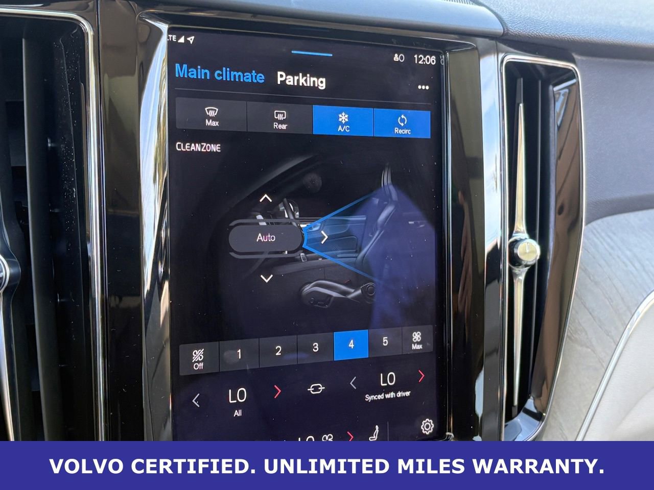 Certified 2023 Volvo XC60 T8 Plus w/ Climate Package image 24